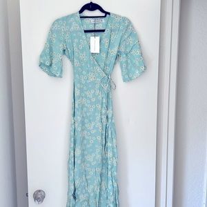 Faithfull the Brand Rivera Midi Dress - Daisy NWT